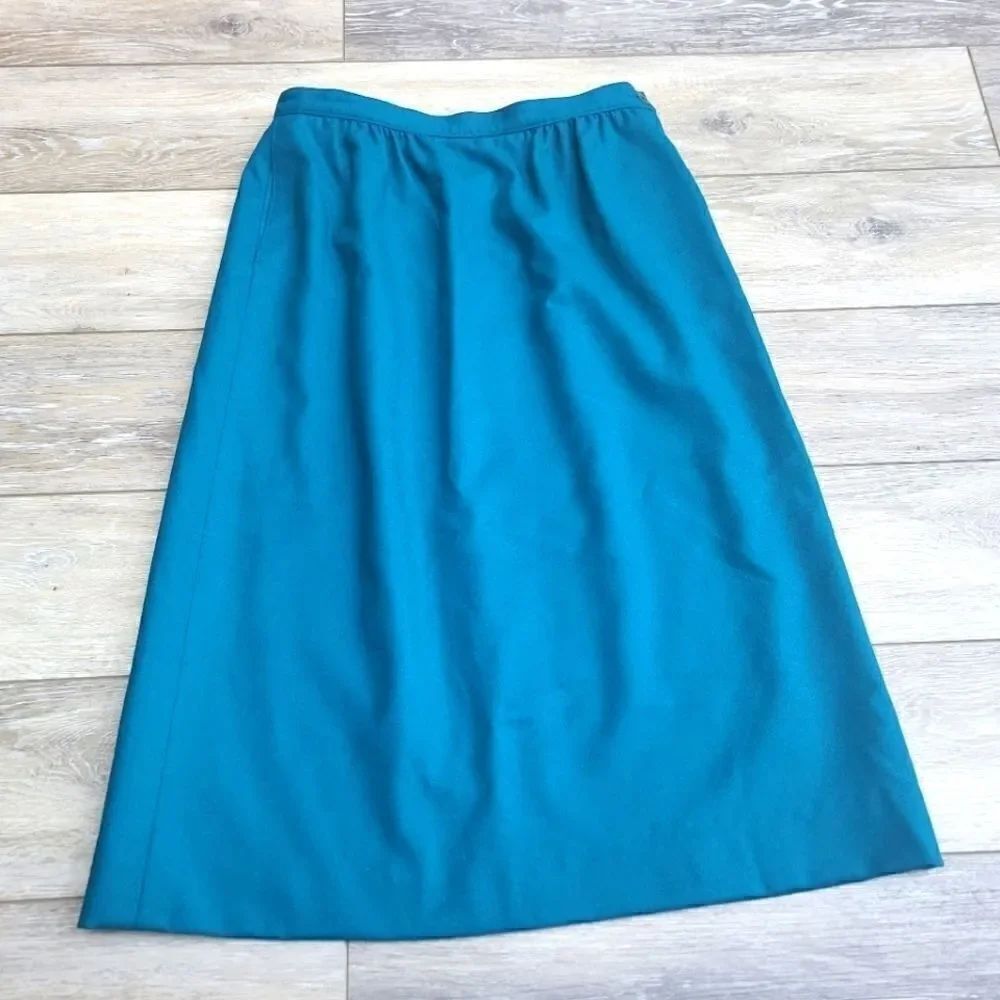 Vintage Pendleton wool skirt size 4 midi Dark teal, pockets!